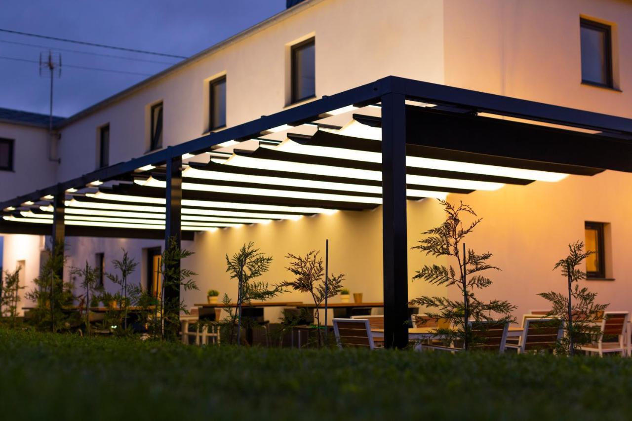 Hotel Javier Montero รีบาเดโอ ภายนอก รูปภาพ